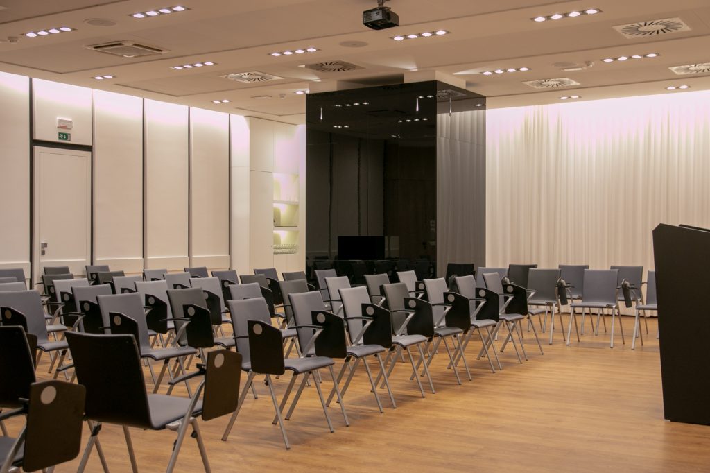sejna dvorana M hotel
