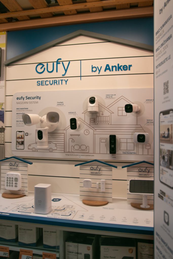 eufy security POS stojalo eufy security POS stojalo