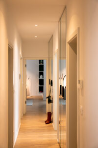 hodnik z omarami hodnik z omarami