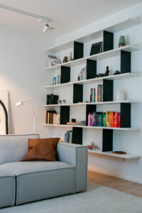 knjižna polica knjižna polica