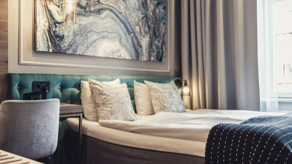 poseidon standard twin room