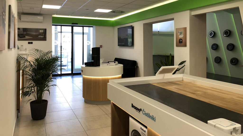 iRobot salon Domžale
