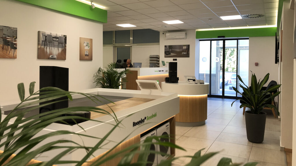 iRobot salon Domžale